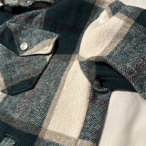 BB Dakota by Steve Madden Plaid Shacket Evergreen Plaid Size Medium - Picture 9 of 15